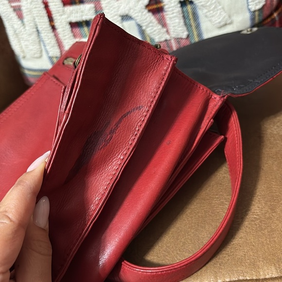 Beautiful Fossil Red Leather Saddle Envelope Crossbody - Picture 10 of 15